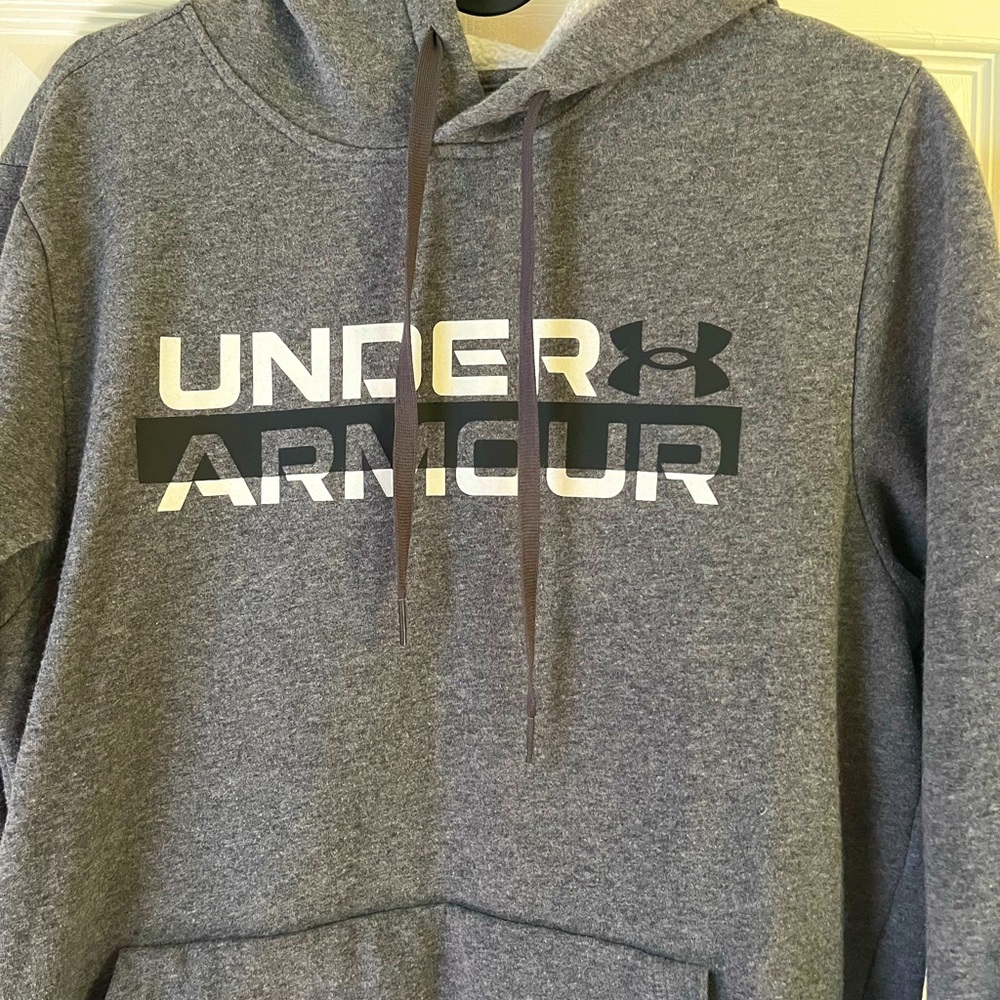 Under Armour Hoodie